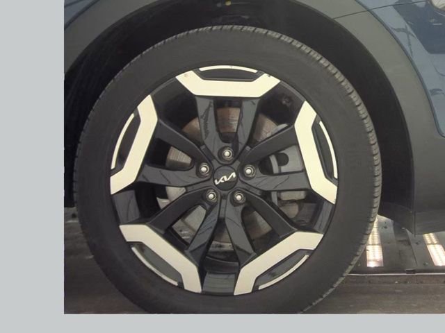 Used 2025 Kia Telluride S image 22