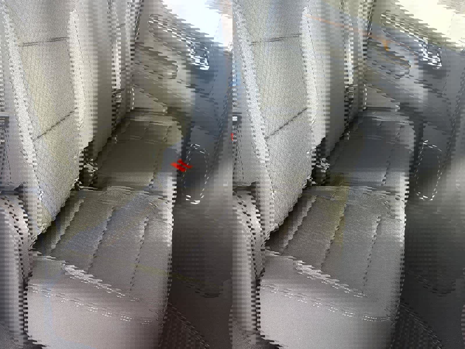 Used 2022 Chevrolet Silverado 1500 LT image 16