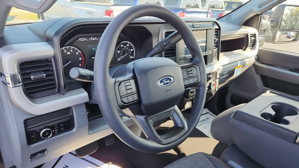 New 2026 Ford F350 XL w/ STX Appearance Package AWD/4WD image 17