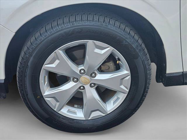 Used 2015 Subaru Forester 2.5i w/ Alloy Wheel Package AWD/4WD image 22