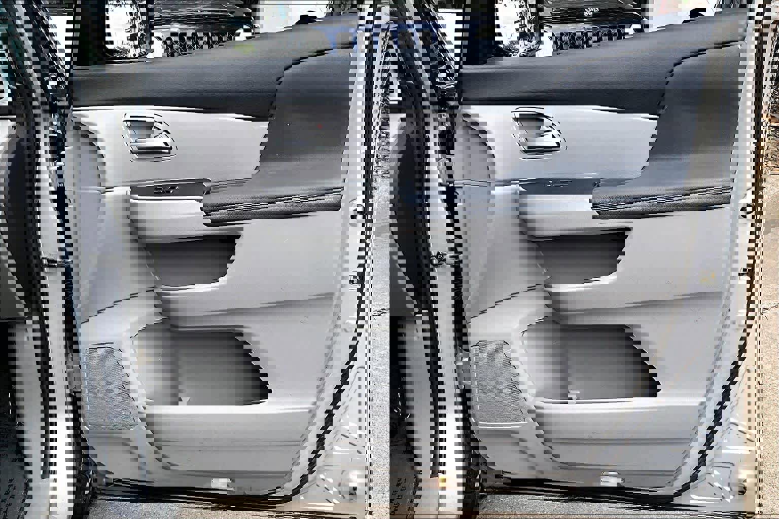 Used 2013 Honda Odyssey EX image 22