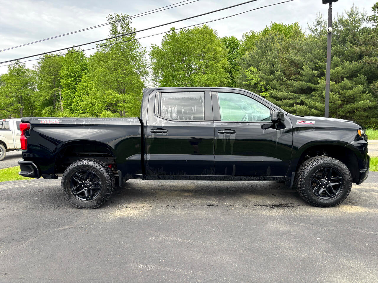 Used 2019 Chevrolet Silverado 1500 LT Trail Boss image 4