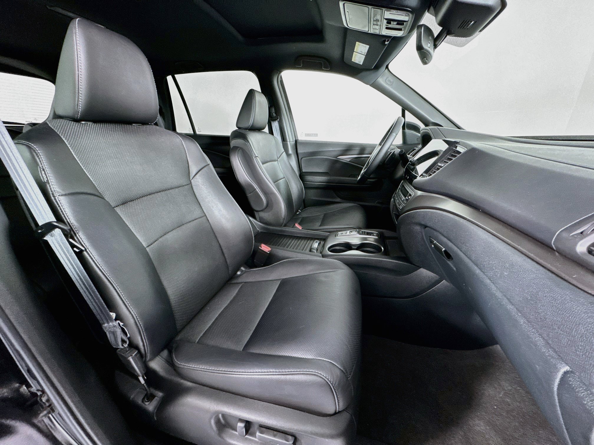 Certified 2023 Honda Passport EX-L image 28