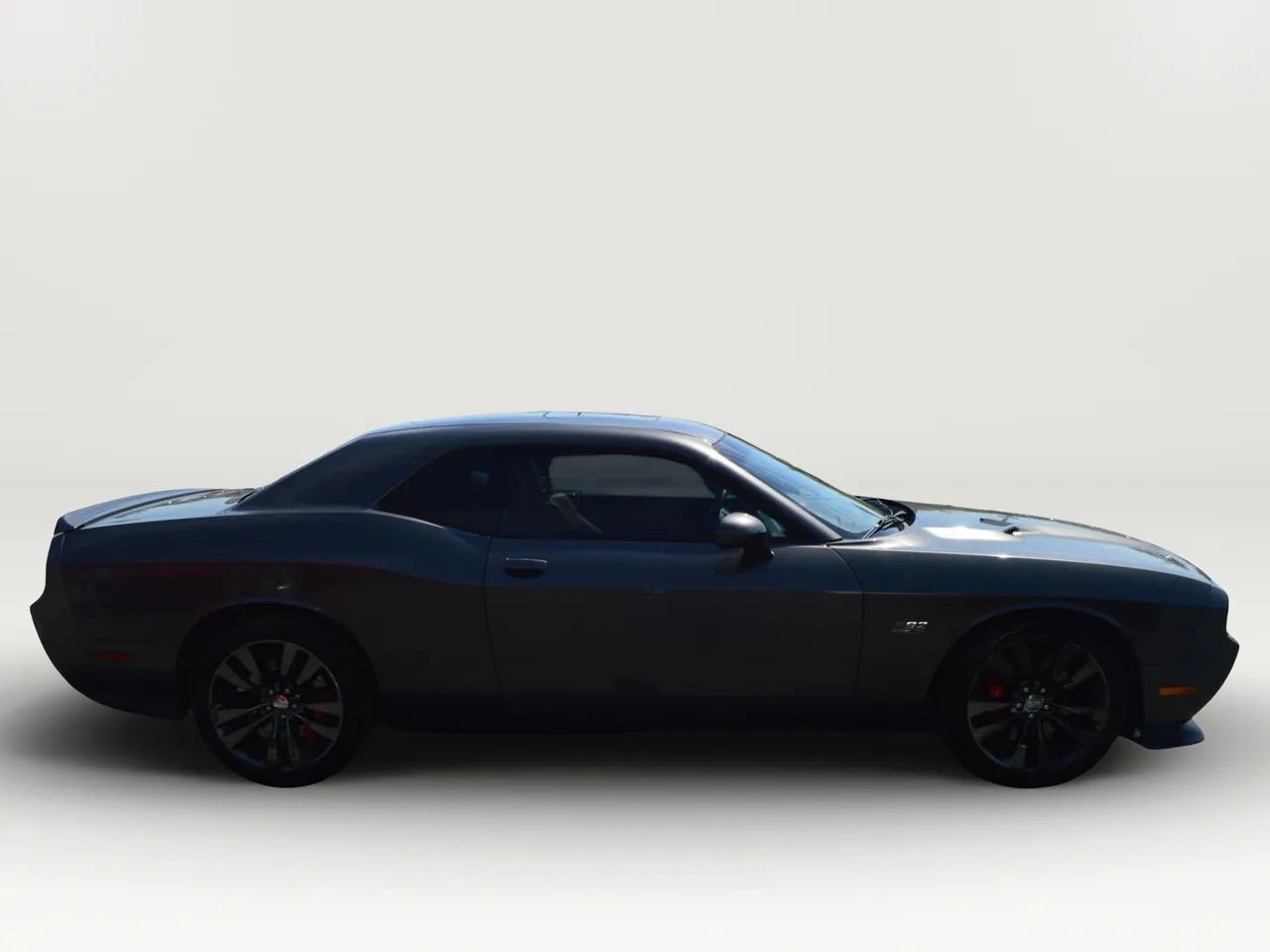 Used 2014 Dodge Challenger SRT8 w/ Harman/Kardon Audio Group RWD image 11