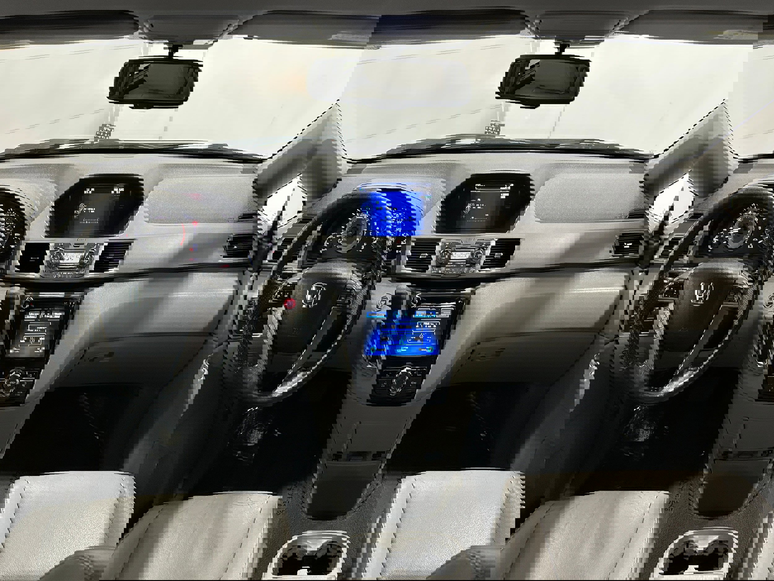 Used 2015 Honda Odyssey EX-L image 13