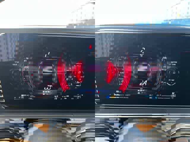 Certified 2024 Mercedes-Benz GLE 350 4MATIC image 33