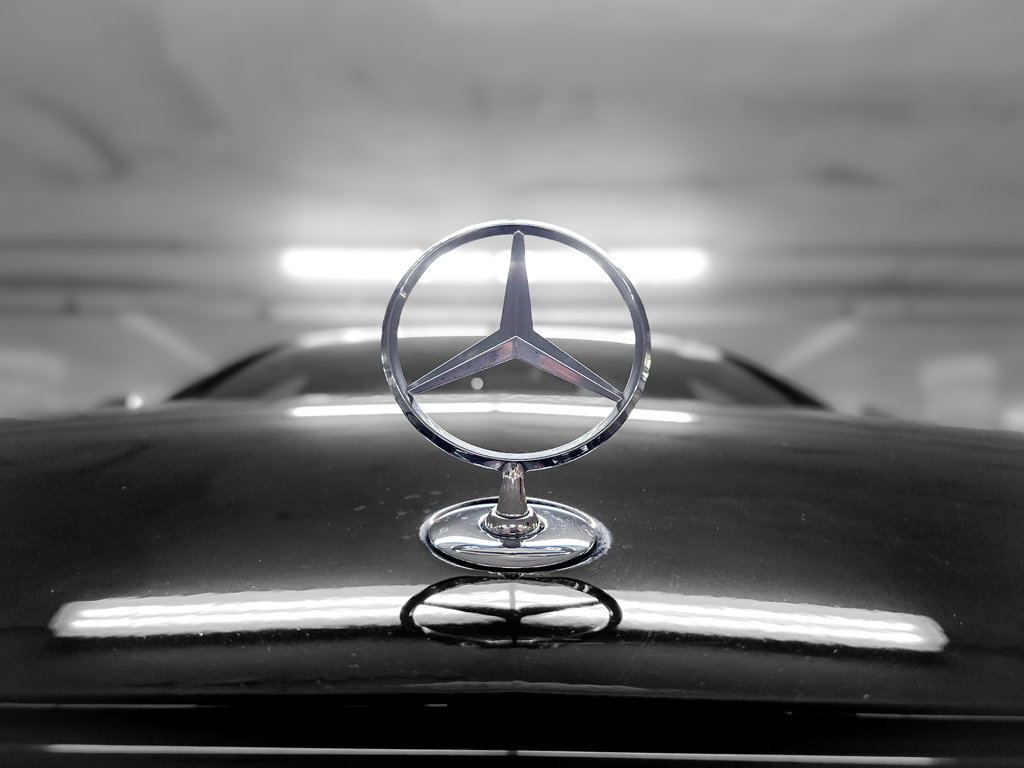 Used 2019 Mercedes-Benz E 300 4MATIC image 12