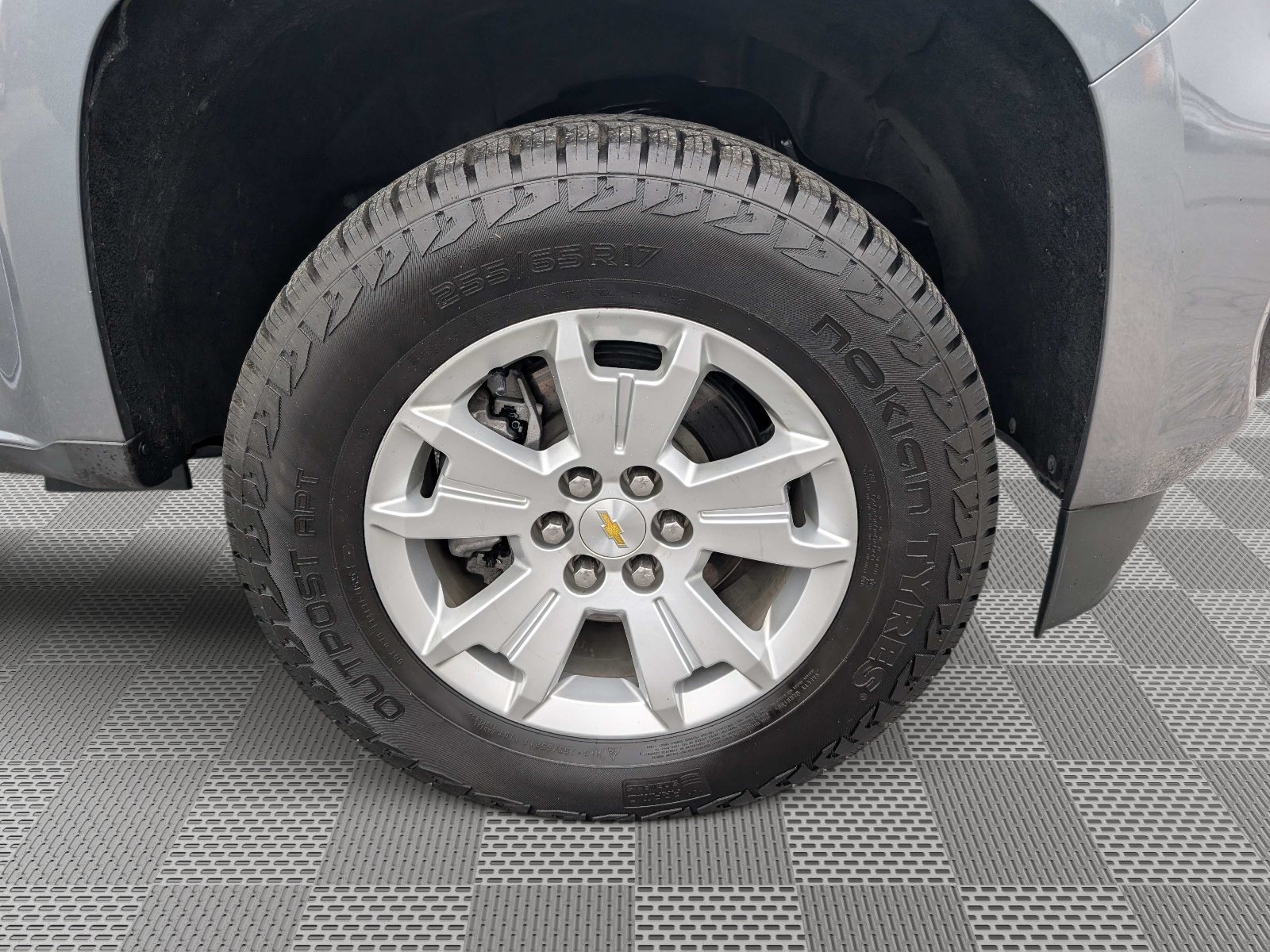 Used 2022 Chevrolet Colorado LT w/ Fleet Safety Package RWD image 9