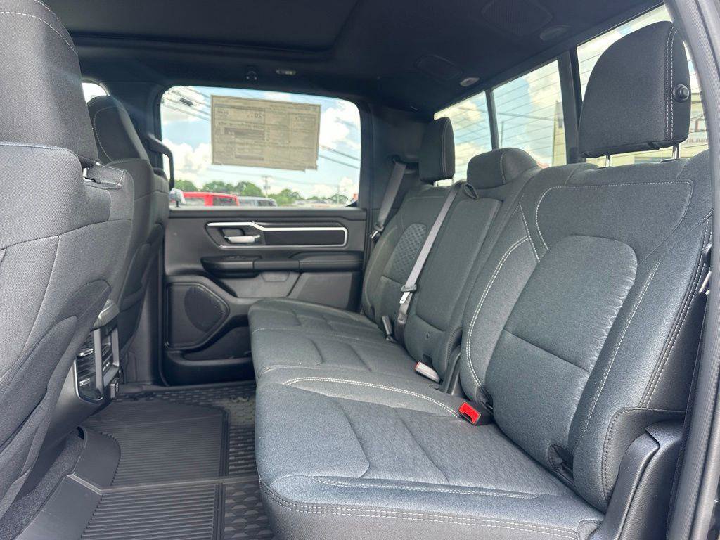 New 2026 RAM 1500 Big Horn AWD/4WD image 16