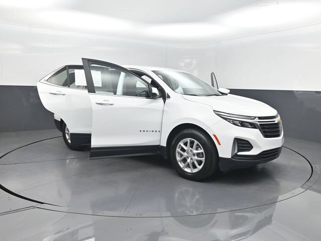 Used 2023 Chevrolet Equinox LT FWD image 38