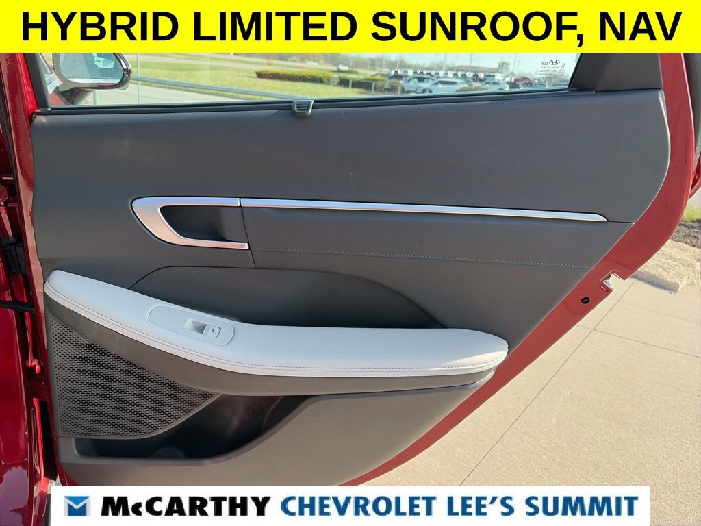 Used 2024 Hyundai Sonata Limited image 37