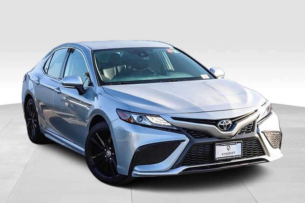 Used 2024 Toyota Camry XSE FWD video 2