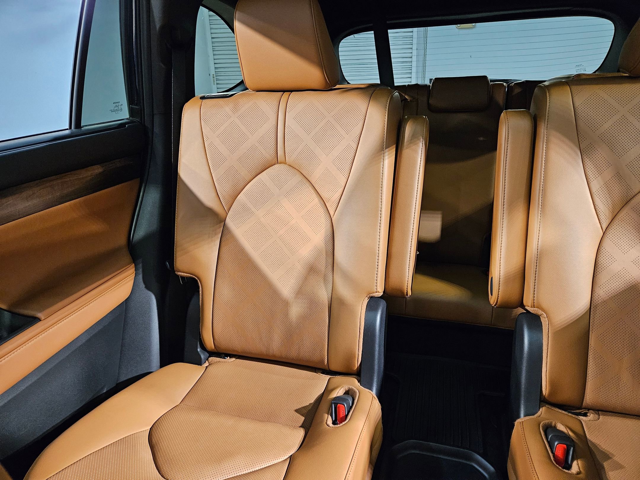 Certified 2025 Toyota Highlander Platinum image 12