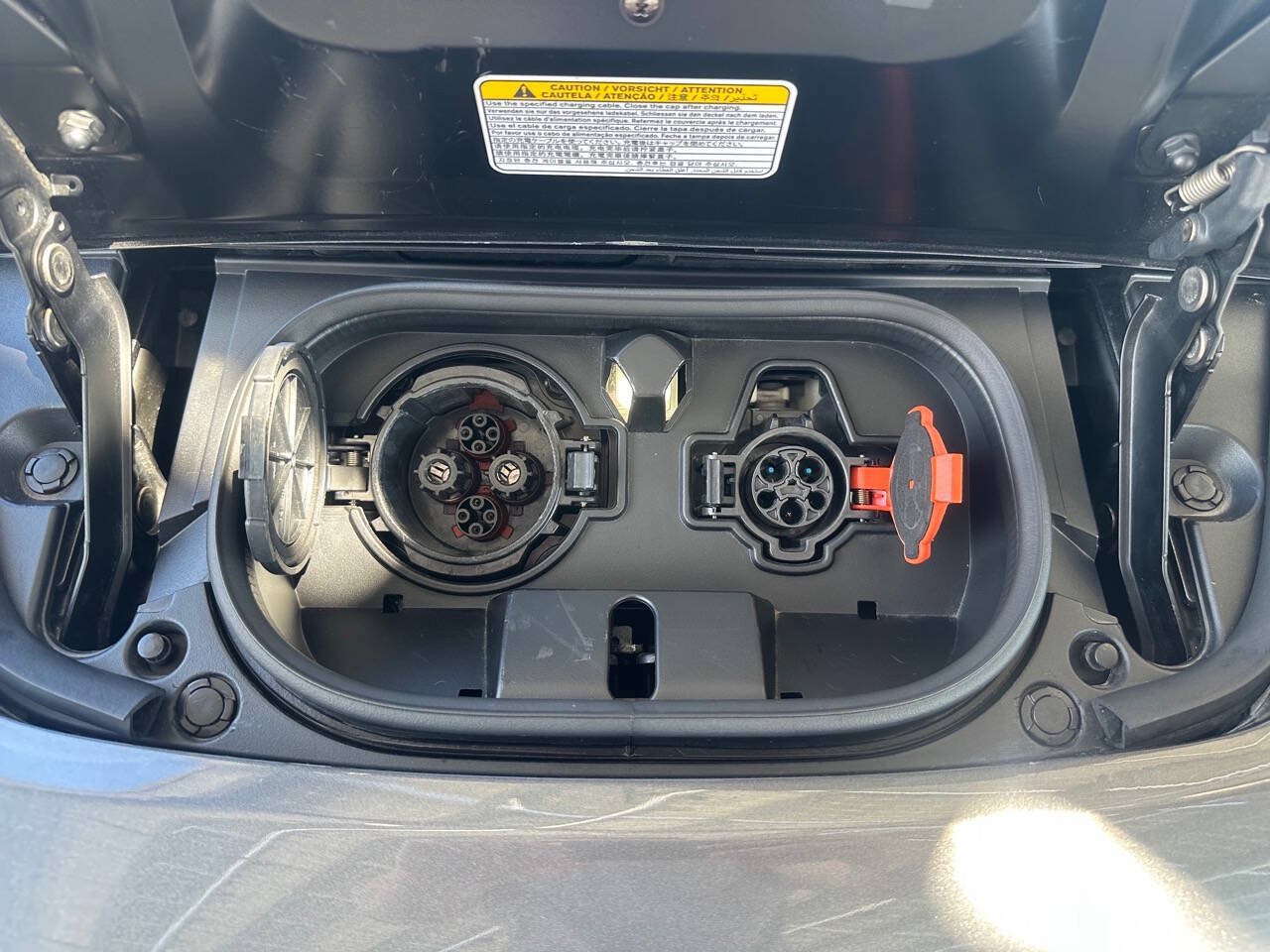 Used 2025 Nissan Leaf S FWD image 19