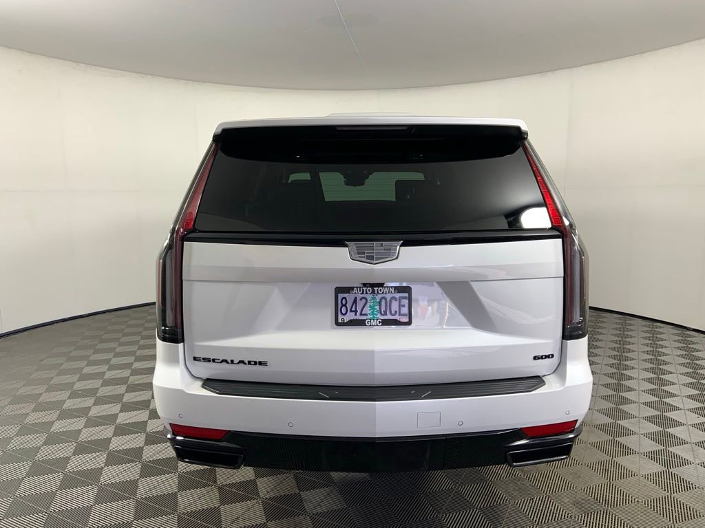 Used 2024 Cadillac Escalade Sport Platinum w/ LPO, ONYX Package AWD/4WD image 10
