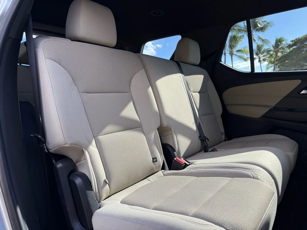 Used 2022 Chevrolet Traverse LT w/ LPO, Cargo Package image 12