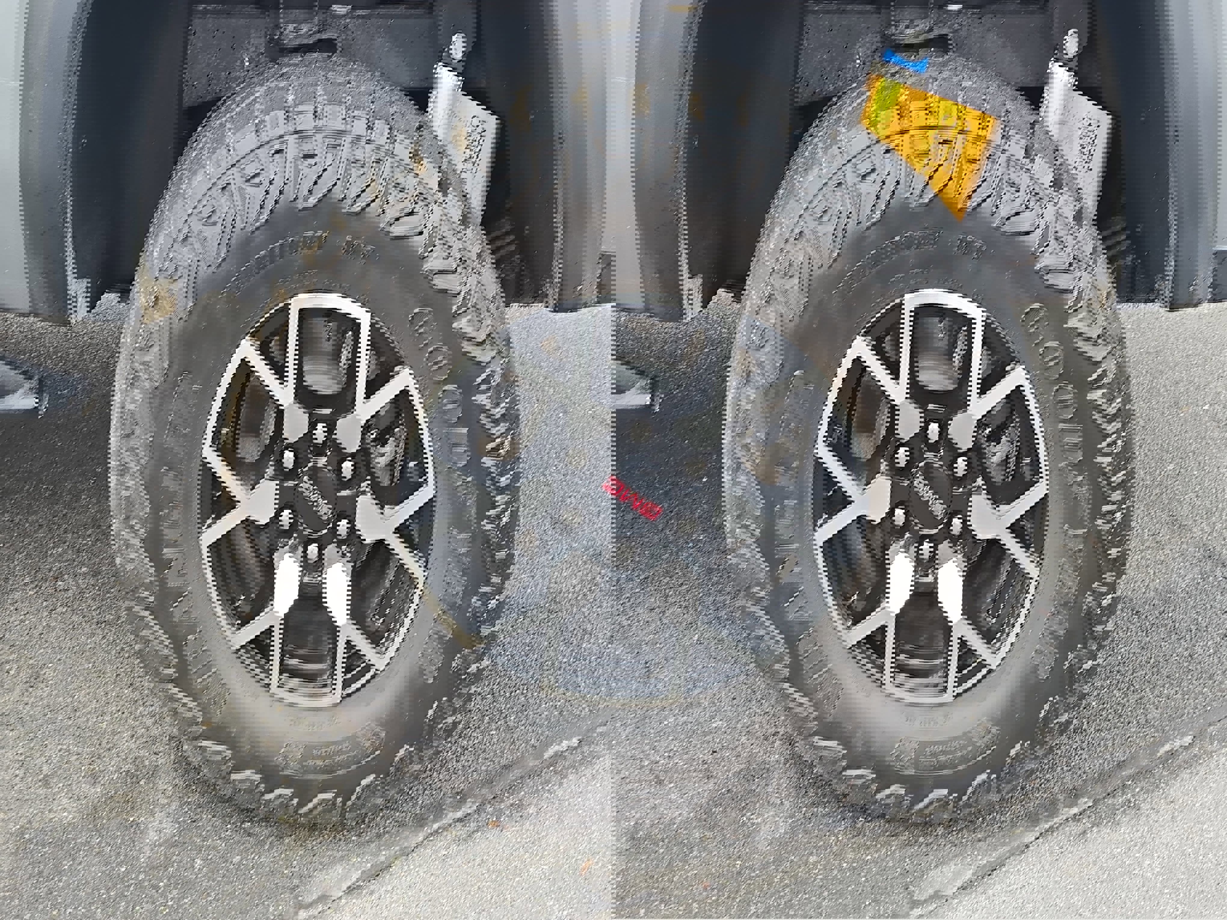 Used 2024 GMC Canyon AT4X image 32