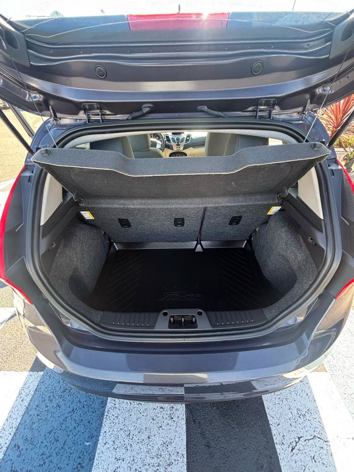 Used 2012 Ford Fiesta SE FWD image 15
