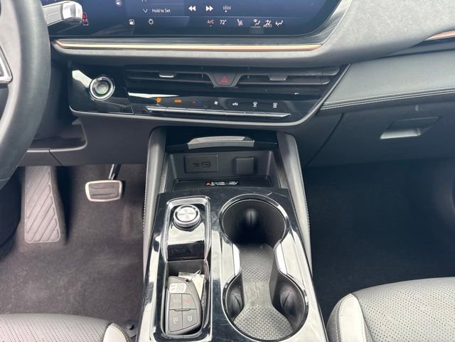 Used 2025 Buick Envision Sport Touring AWD/4WD image 11
