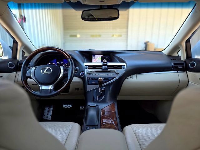 Used 2013 Lexus RX 450h AWD w/ Navigation Pkg image 10