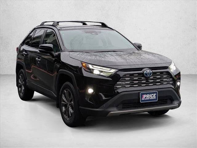 Used 2022 Toyota RAV4 Limited image 3