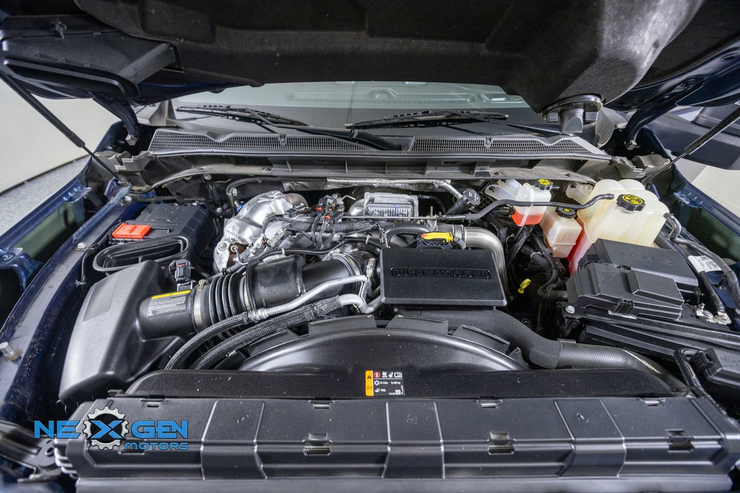 Used 2023 GMC Sierra 2500 AT4 w/ AT4 Preferred Package AWD/4WD image 52