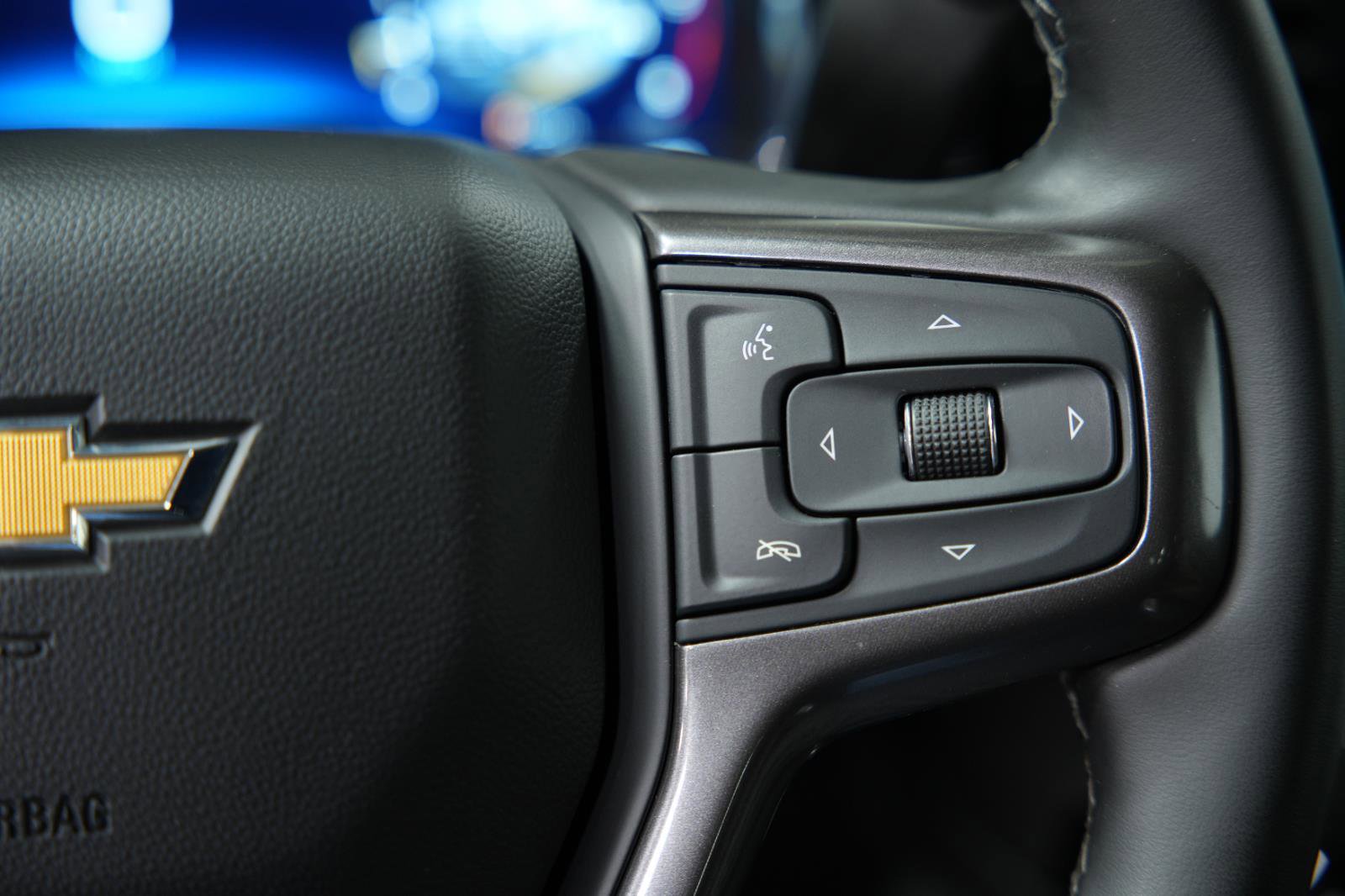 Used 2025 Chevrolet Silverado 2500 High Country w/ High Country Premium Package AWD/4WD image 37