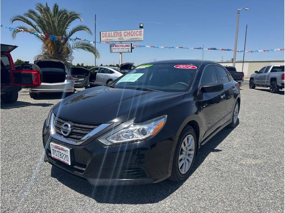 Used 2016 Nissan Altima 2.5 S w/ Power Driver Seat Package
