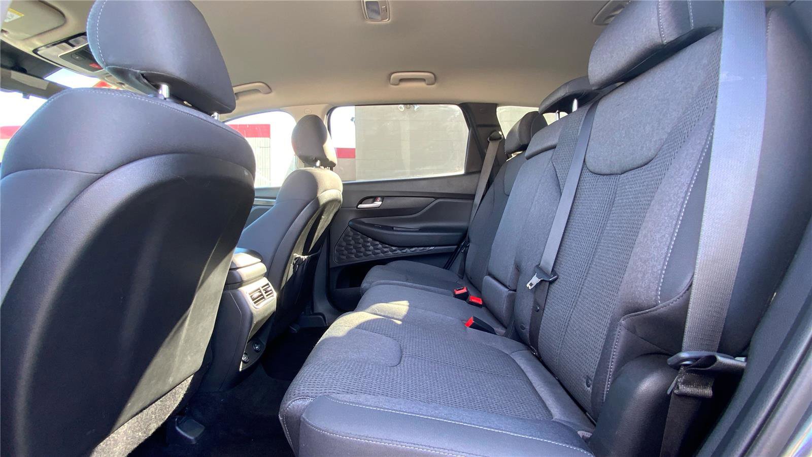 Used 2023 Hyundai Santa Fe SEL AWD/4WD image 11