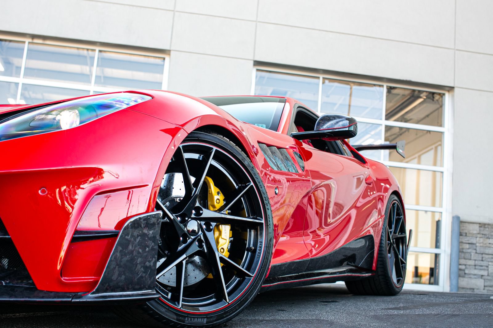 Used 2020 Ferrari 812 Superfast RWD image 41