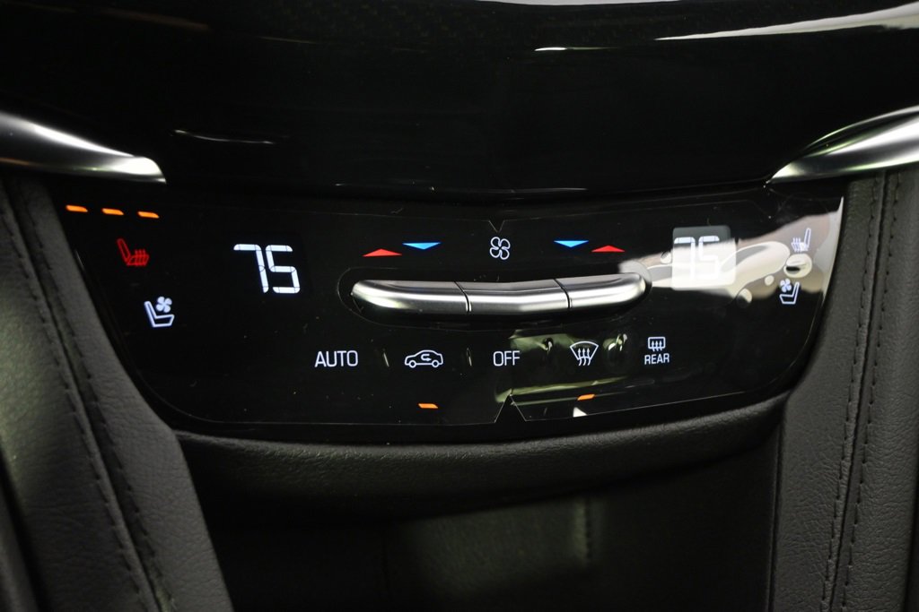 New 2025 Cadillac XT6 Sport w/ Technology Package image 32