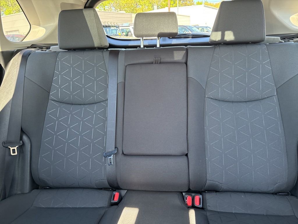 Used 2024 Toyota RAV4 XLE image 39