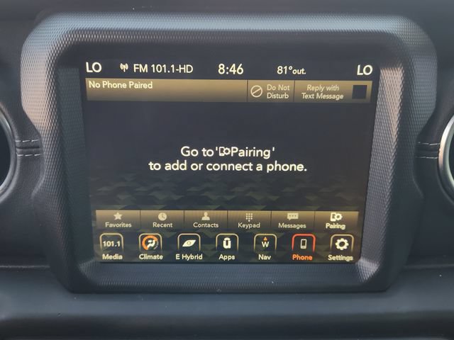 Used 2022 Jeep Wrangler Unlimited Sahara w/ Cold Weather Group AWD/4WD image 18