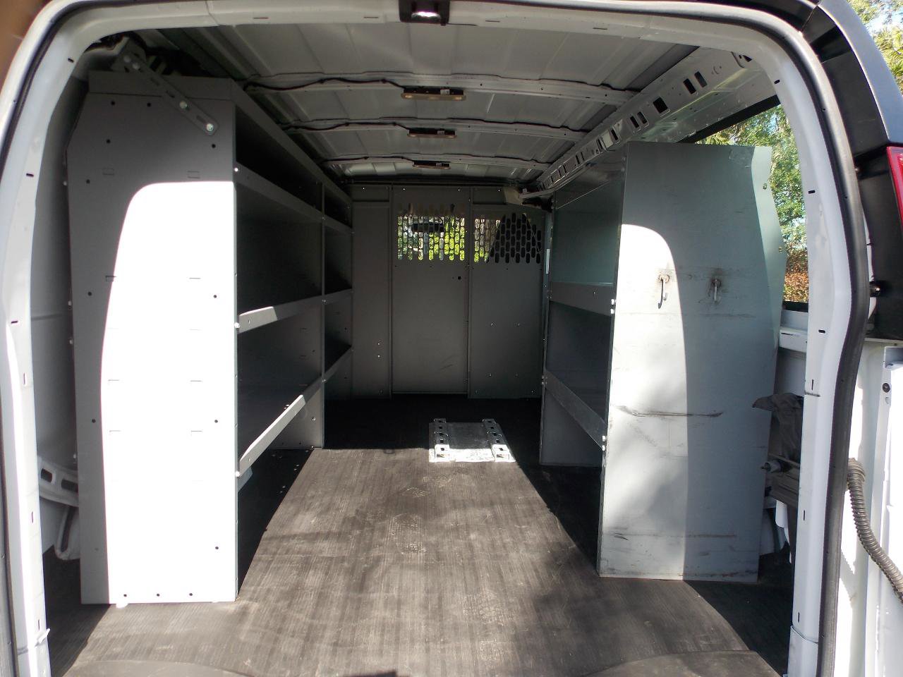 Used 2022 Chevrolet Express 2500 w/ Driver Convenience Package RWD image 15