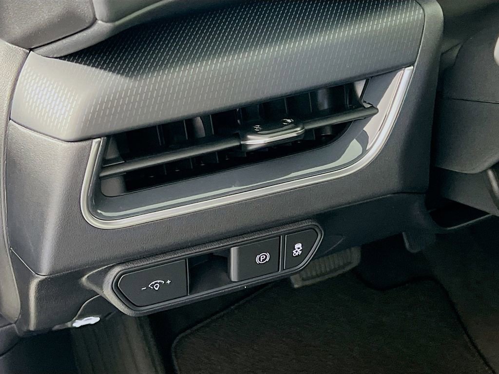 New 2026 Kia K4 GT-Line image 10