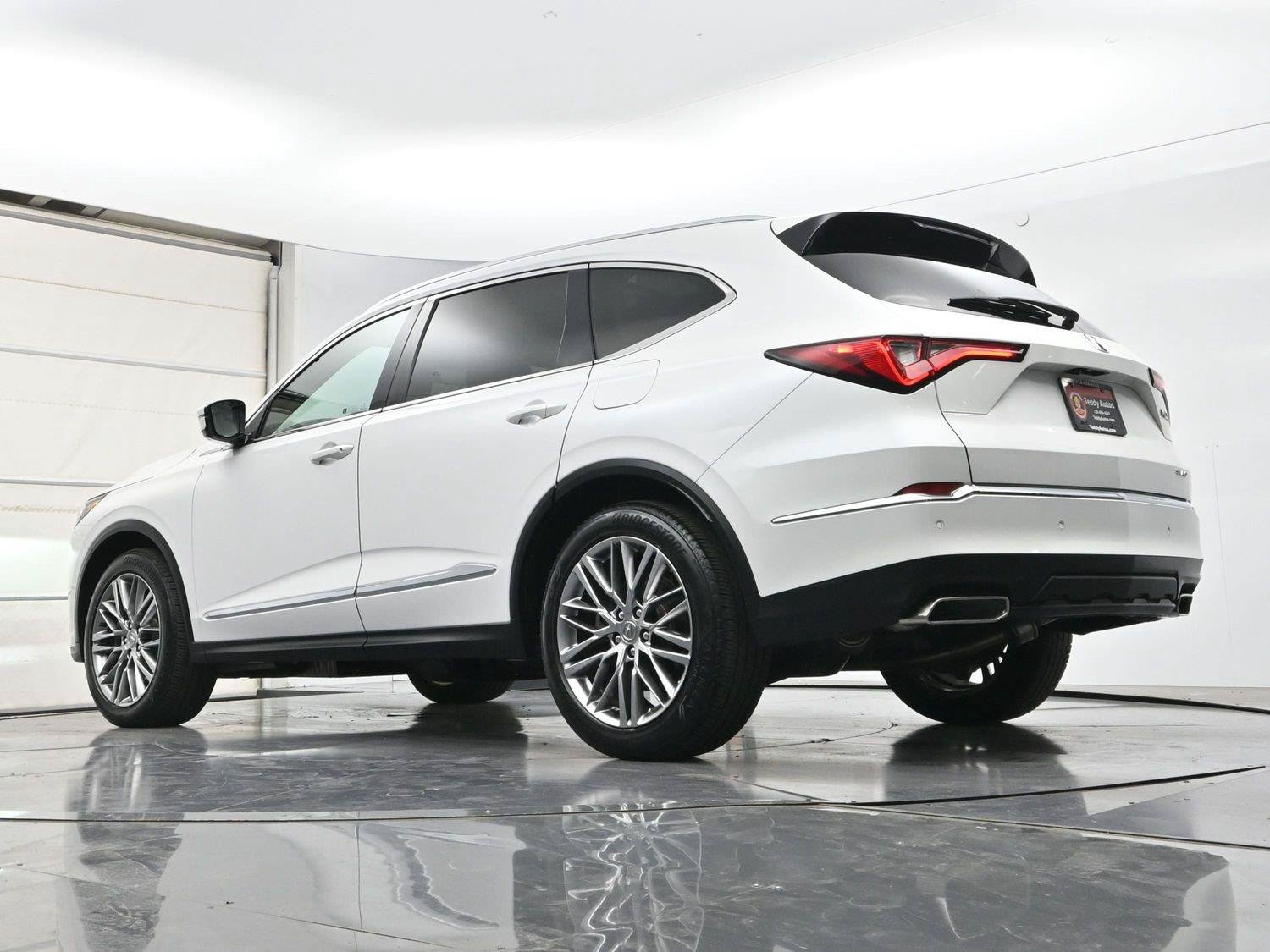 Used 2023 Acura MDX w/ Advance Package AWD/4WD image 33
