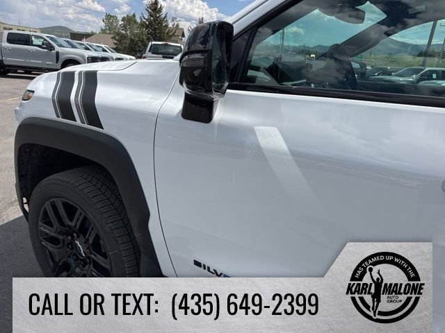 Used 2025 Chevrolet Silverado EV LT w/ LPO, Dark Package Plus image 3