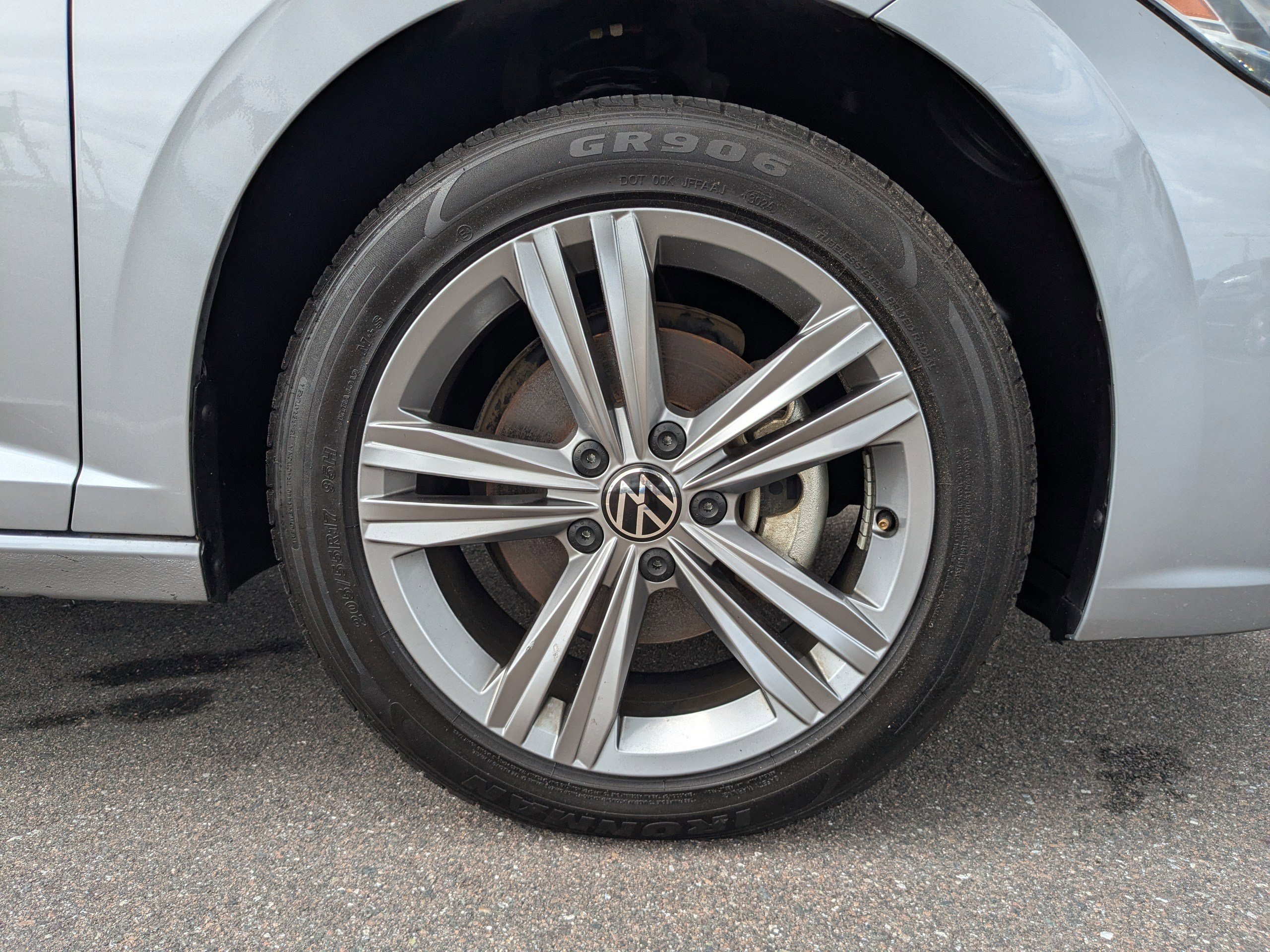 Used 2024 Volkswagen Jetta SE FWD image 10