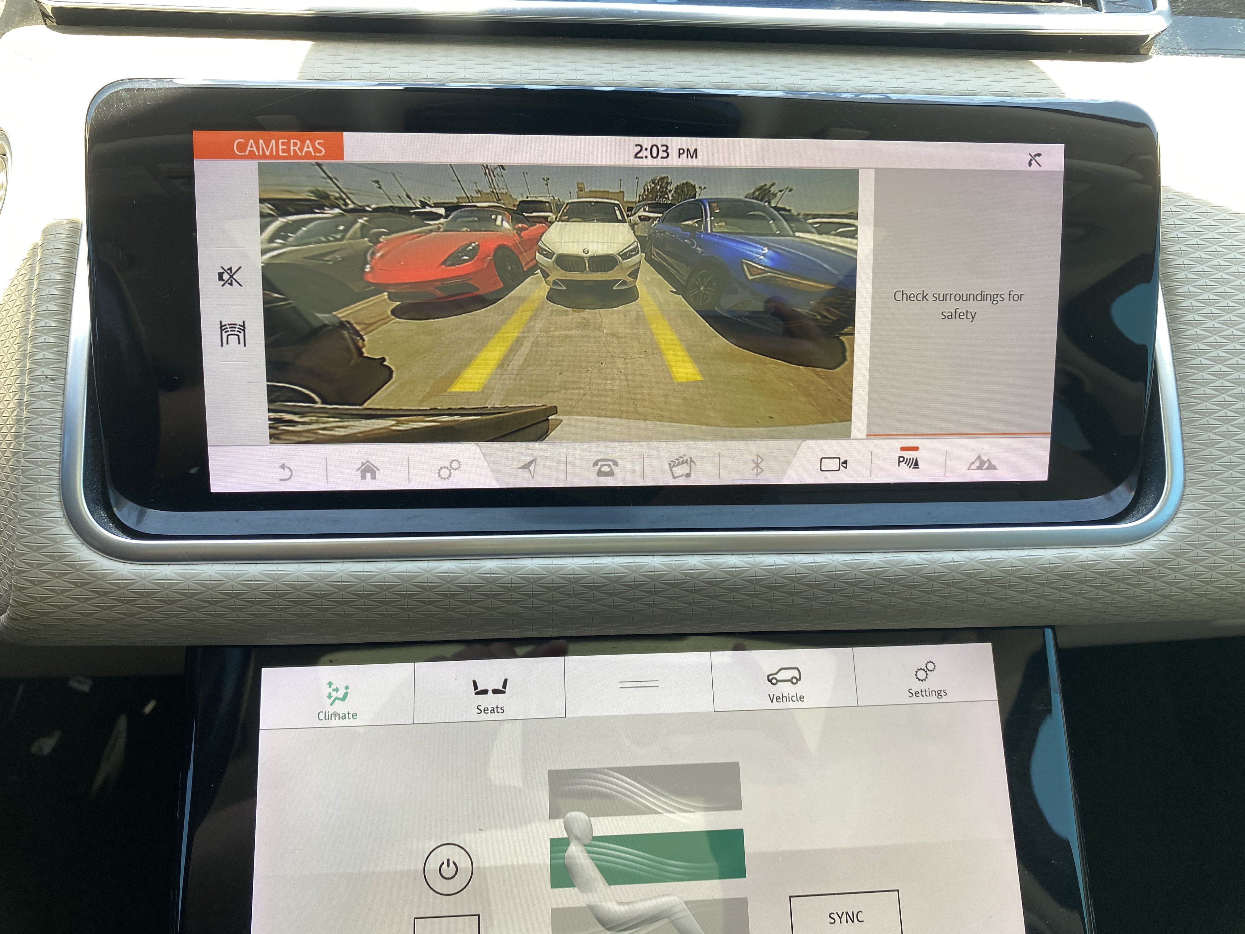 Used 2019 Land Rover Range Rover Velar S AWD/4WD image 7