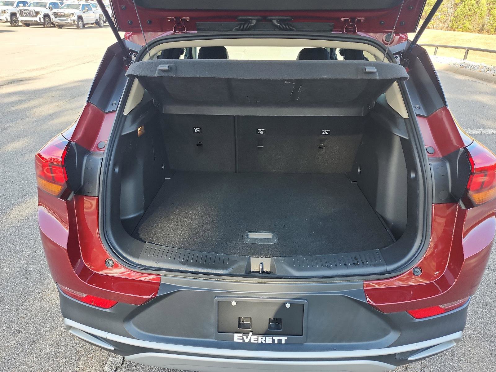 Used 2023 Buick Encore GX Preferred image 4