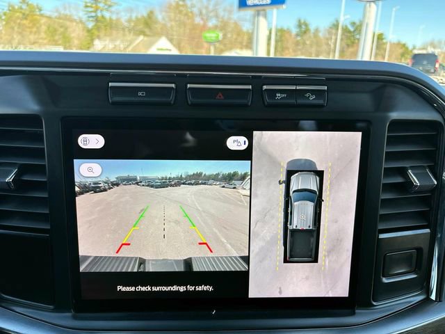 Used 2024 Ford F250 Lariat w/ Sport Appearance Package AWD/4WD image 22