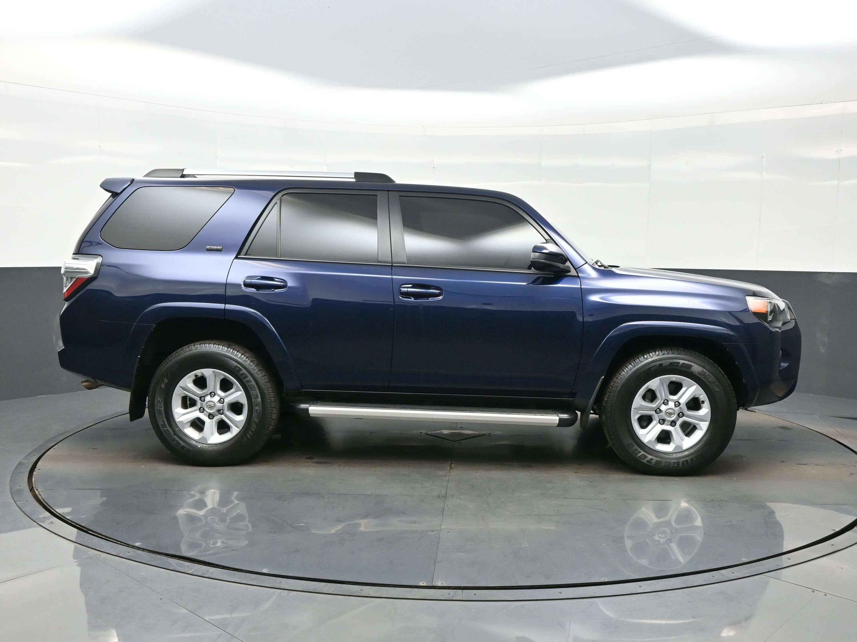 Used 2022 Toyota 4Runner SR5 image 7