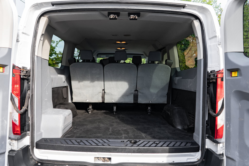 Used 2018 Ford Transit 150 XLT RWD image 8