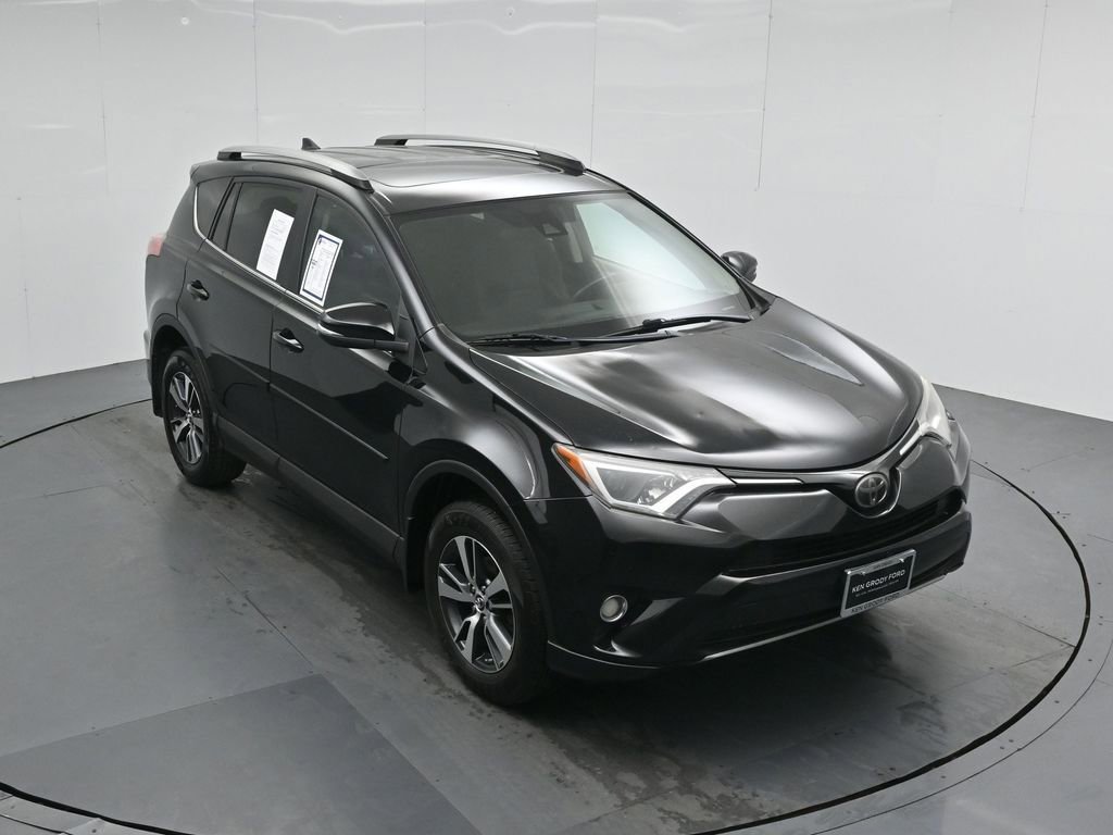Used 2017 Toyota RAV4 XLE w/ Protection Package image 37