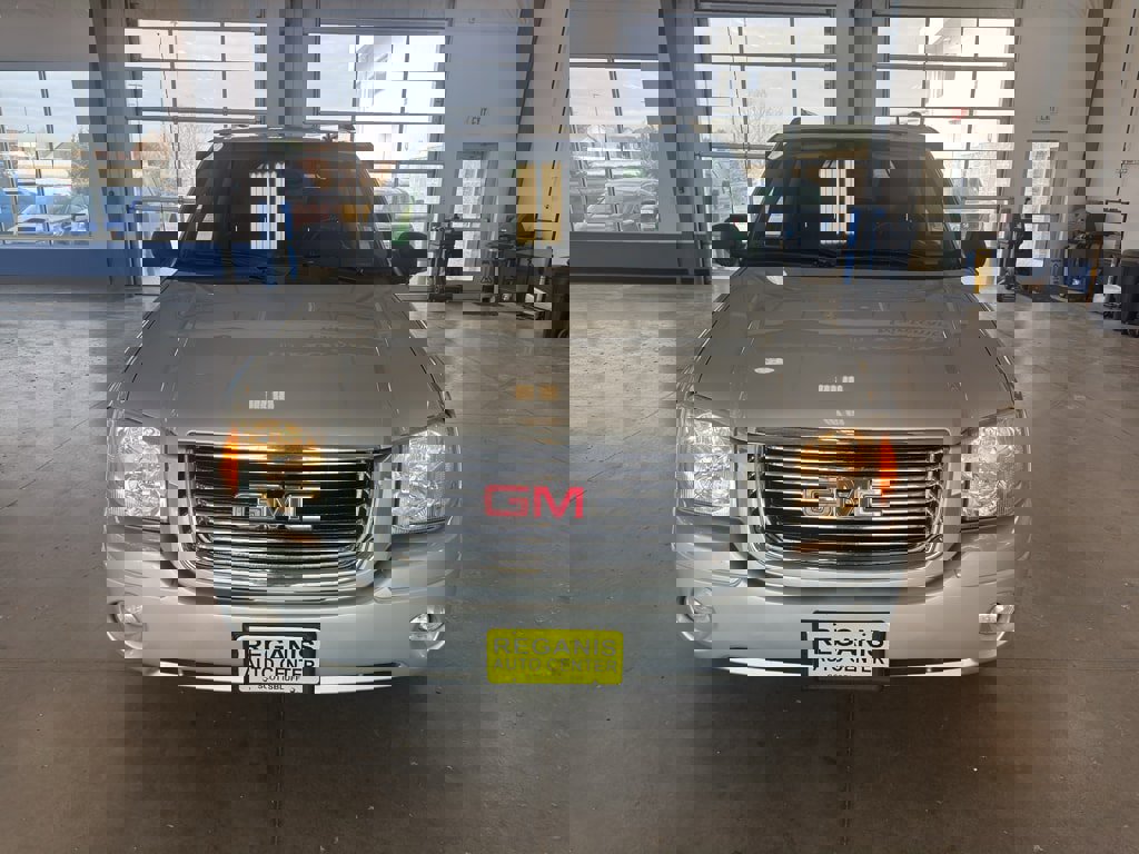 Used 2008 GMC Envoy SLT image 8