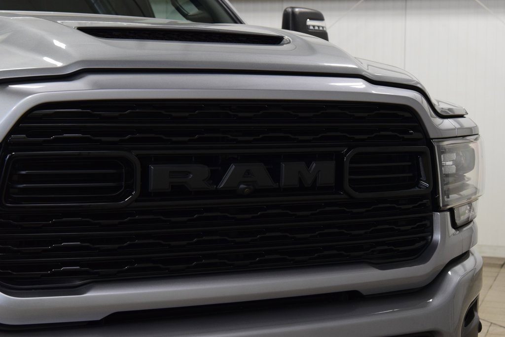 Used 2023 RAM 2500 Limited image 11