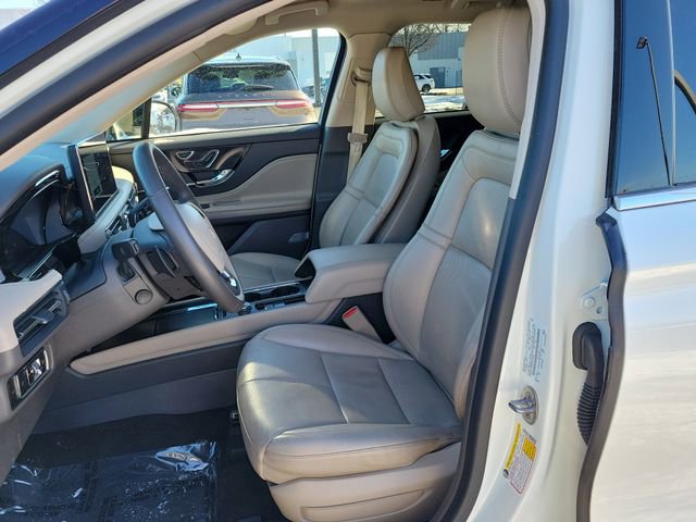 Certified 2023 Lincoln Corsair AWD w/ Equipment Group 101A image 6