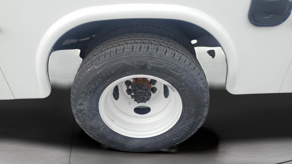 New 2026 Ford E-450 and Econoline 450 Super Duty w/ Power Equipment Group image 13