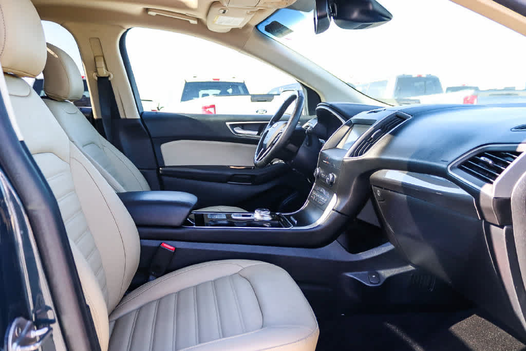 Used 2019 Ford Edge SEL w/ Equipment Group 201A FWD image 15