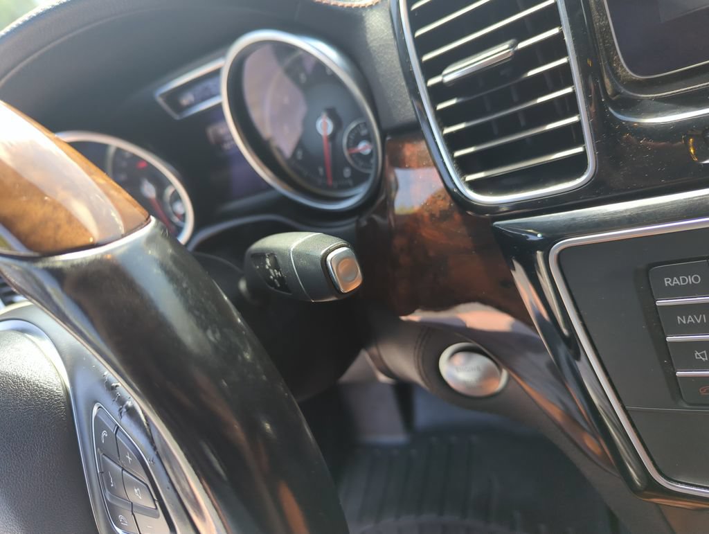 Used 2016 Mercedes-Benz GLE 400 4MATIC image 23